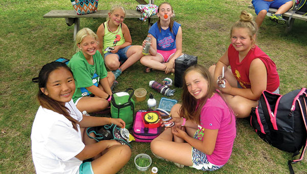 Day Camp Christmas Tree YMCA Twin Cities What to Bring - Day Camp Christmas Tree YMCA Twin Cities